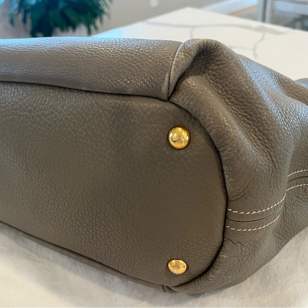 Prada - Vitello Daino Sacca 2 Manici in Argilla - Satchel / Crossbody / Tote Bag - Picture 7 of 16